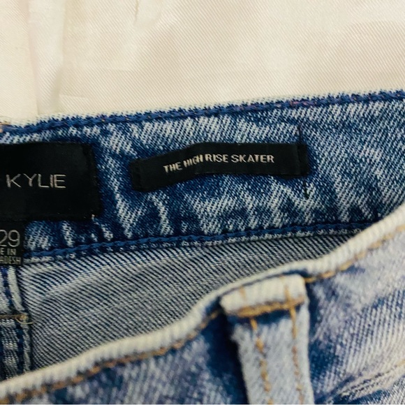 Kendall + Kylie Womens Light Blue Washed The High Rise Skater Jeans Size 9/29 - Picture 3 of 8